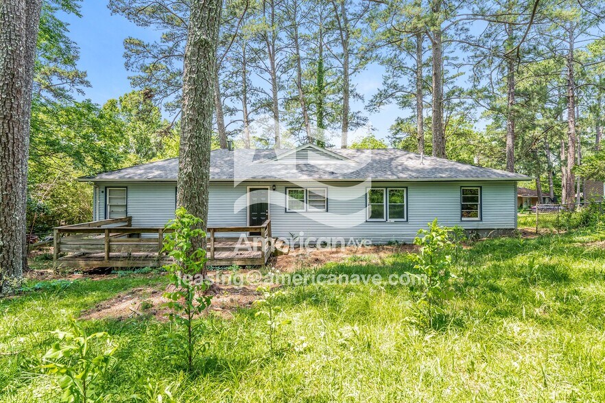 Building Photo - 905 Charles Cir
