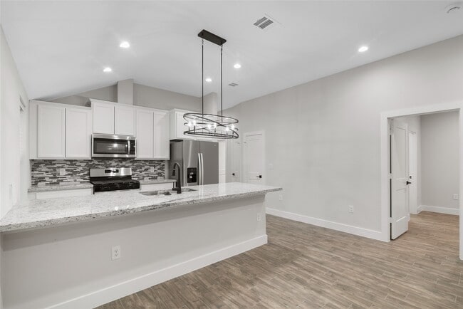 Building Photo - 13018 Walden Rd