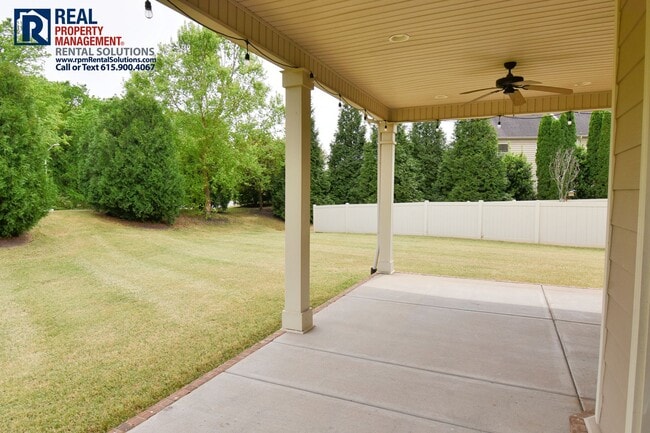 Building Photo - Lovely 3 bd home with bonus room, attached garage and covered patio! Neighborhood pool! Triple Bl...
