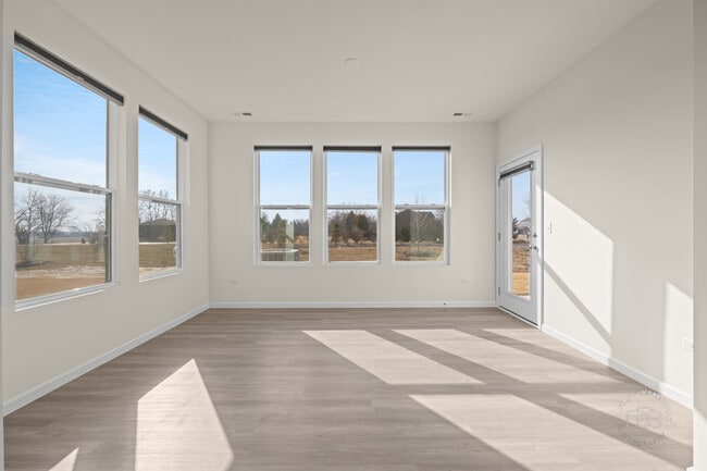 Building Photo - 2767 Lawlor Ln