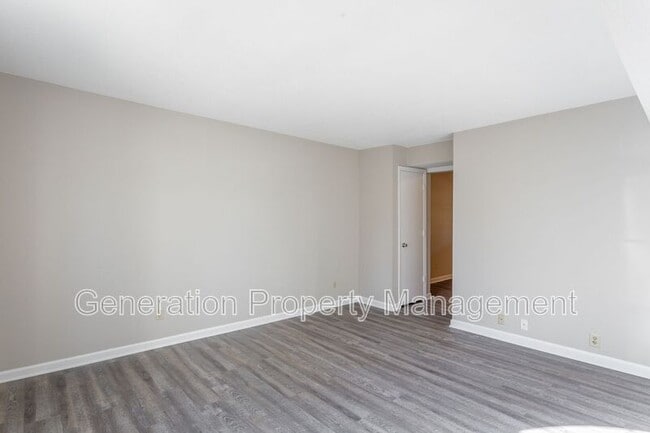 Building Photo - 1113 McBrien Rd