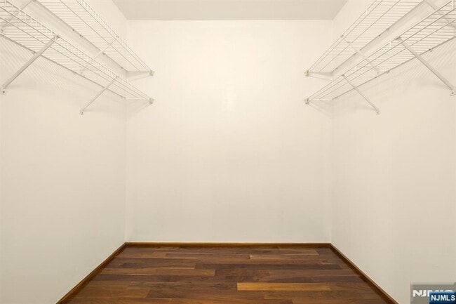 Building Photo - 3109 City Pl