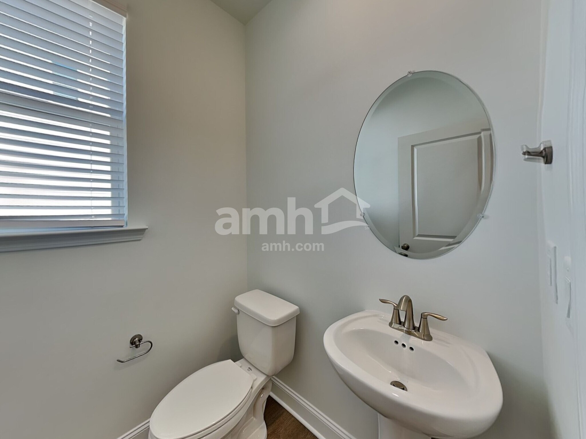 Building Photo - 955 Carnelian Ln