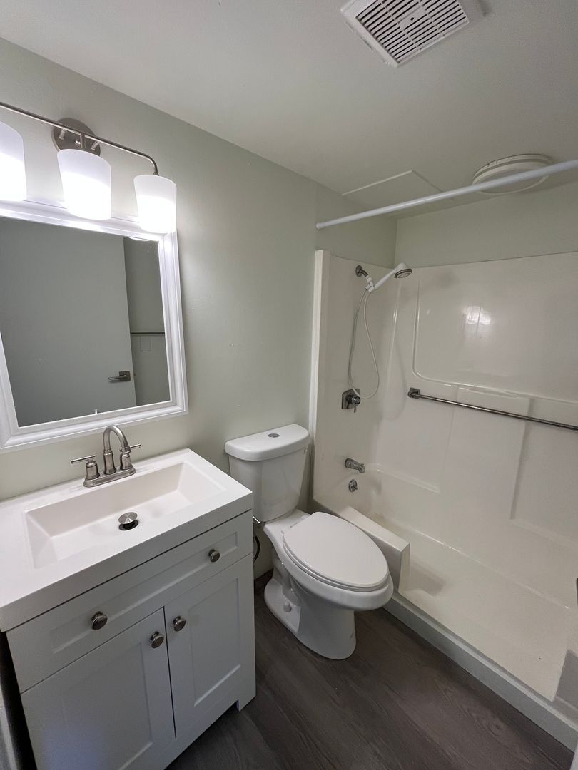 Building Photo - 7290 W Dean Rd