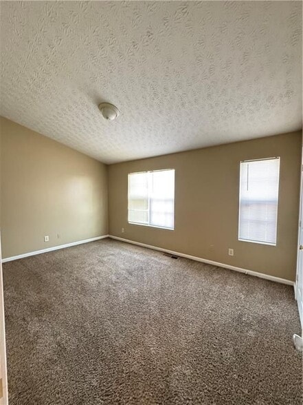 Building Photo - 5869 Strathmoor Manor Cir