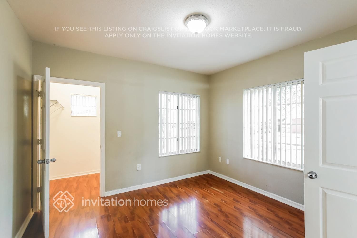 Building Photo - 2548 Centergate Dr