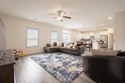 Building Photo - Available Soon! Close to Shaw AFB!