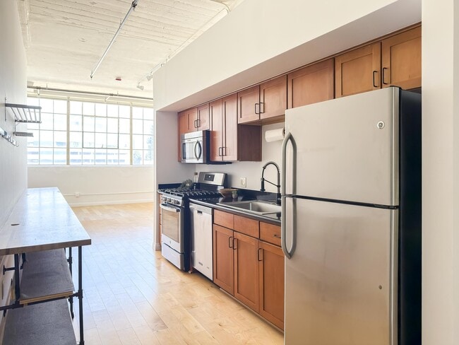 Building Photo - 420 San Pedro St