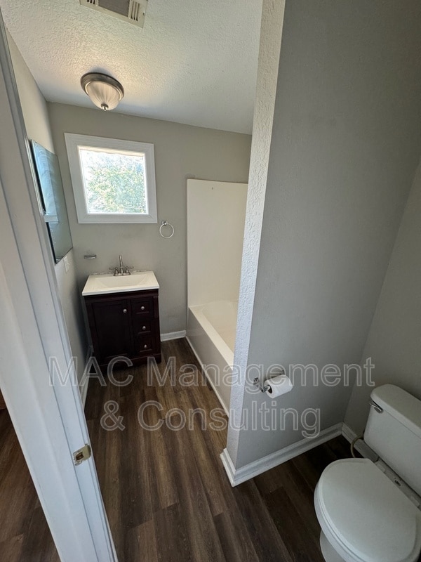 Building Photo - 1319 Autumn Ave