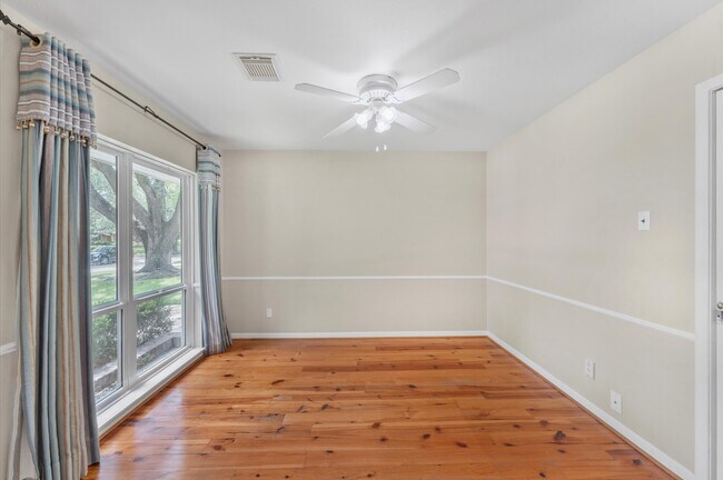 Building Photo - 3510 Elmridge St