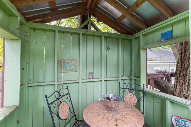 Building Photo - 120 Park Pl