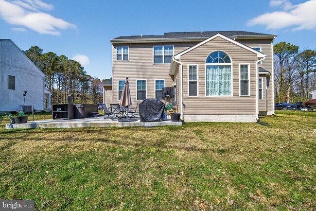 Building Photo - 111 Touhey Dr