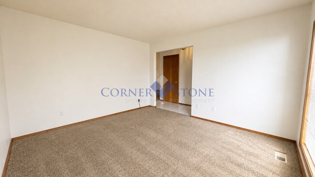Building Photo - 5537 N Tumbleweed Pl