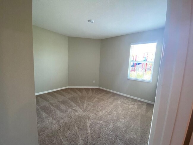 Building Photo - 1638 Merriment Way
