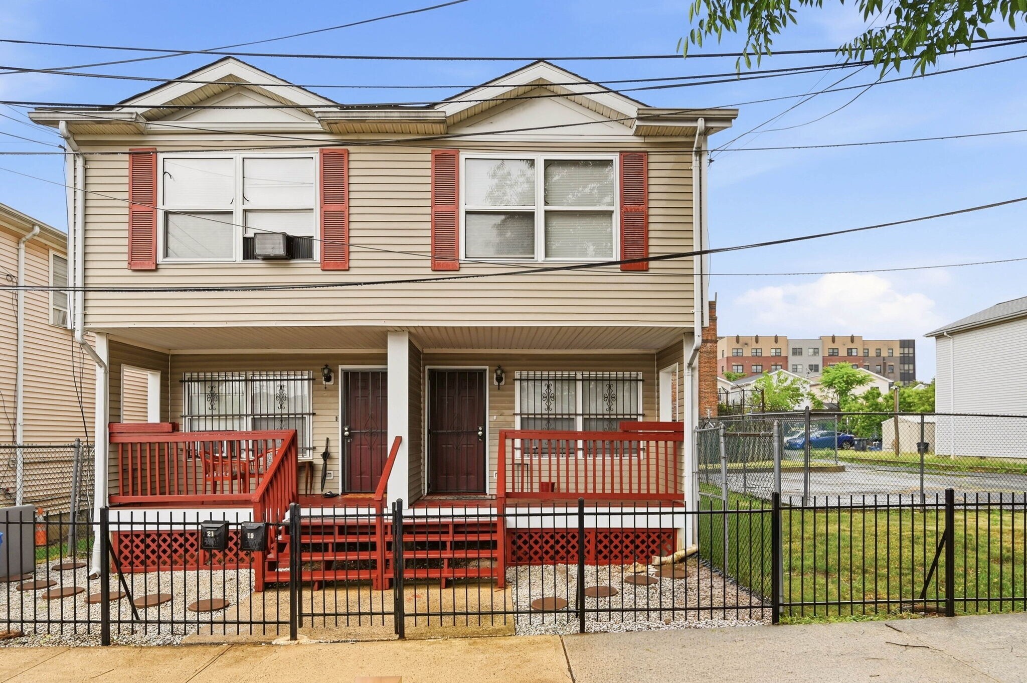 Building Photo - 21 N 13th St
