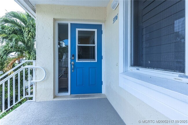 Building Photo - 5596 NE Gulfstream Way