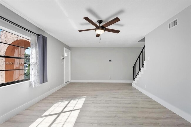 Building Photo - 48 Matador Ln