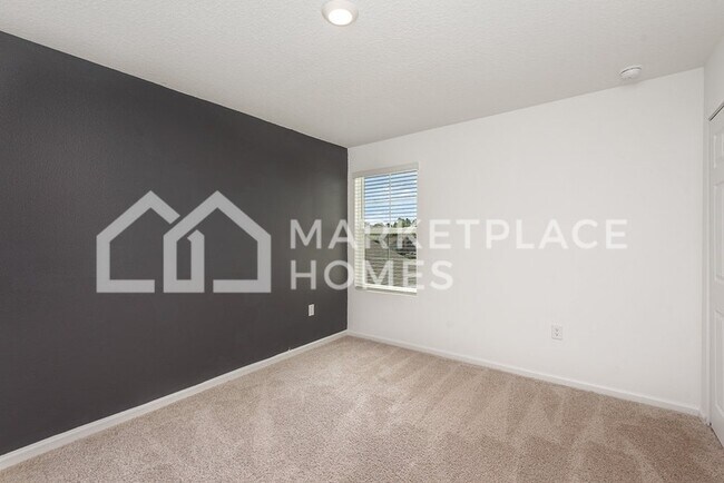Building Photo - 9093 Gifford Dr