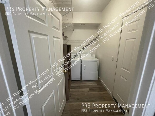 Building Photo - 3236 E Chandler Blvd