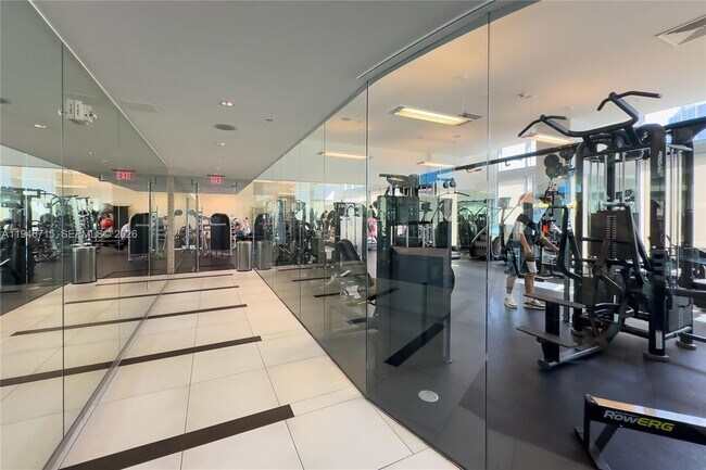 Building Photo - 92 SW 3rd St