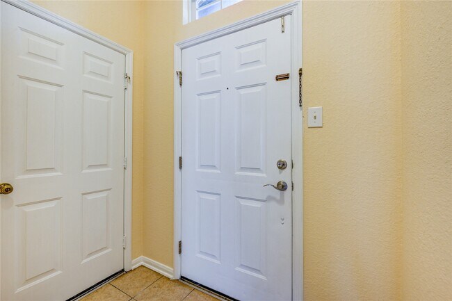 Building Photo - 16718 Mackenzie Mesa Dr