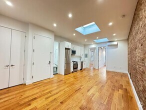 Building Photo - 4 bedroom in Brooklyn NY 11210