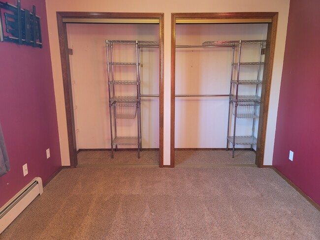 Upstairs Primary Bd Closet - 8000 Little Dipper Ave