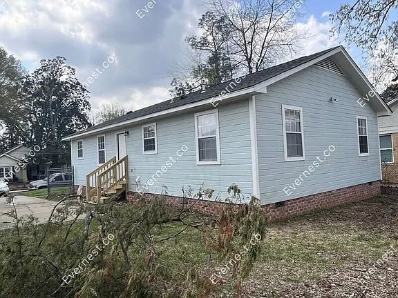 Building Photo - 320 McTyere Ave