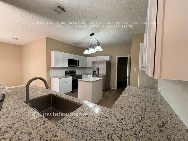 Building Photo - 1012 Tanglewood Dr