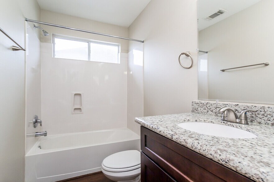 Building Photo - 12519 Thistle Creek Ct