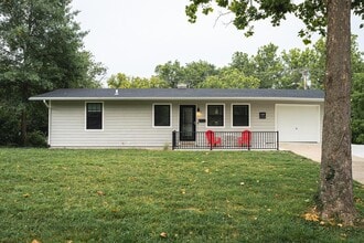 Building Photo - 1140 St Christopher St