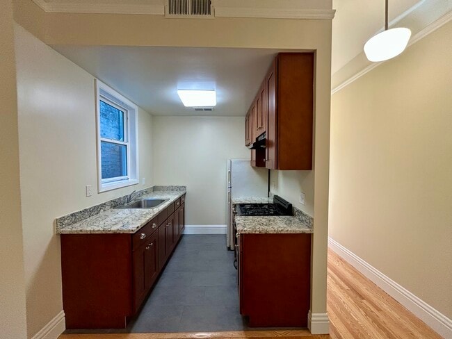 Building Photo - 3220B 23rd St