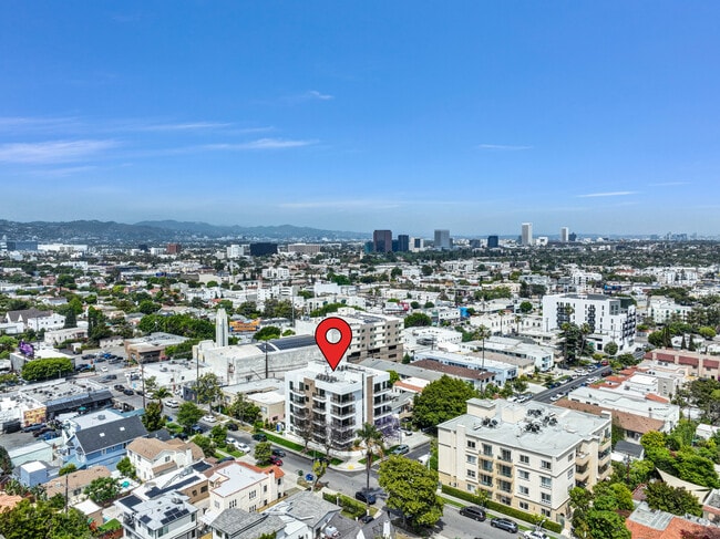 Building Photo - 8867 W Alcott St