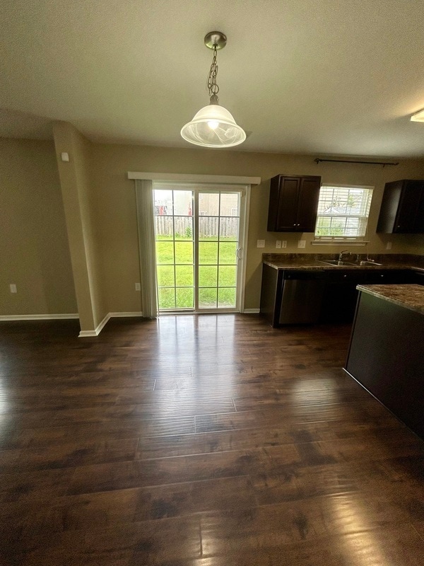 Building Photo - 3987 Tallowtree Ln