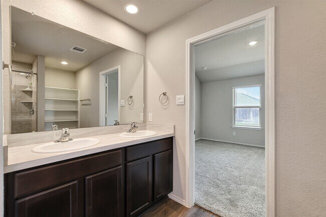 Building Photo - 5123 Cortland Pne Trl