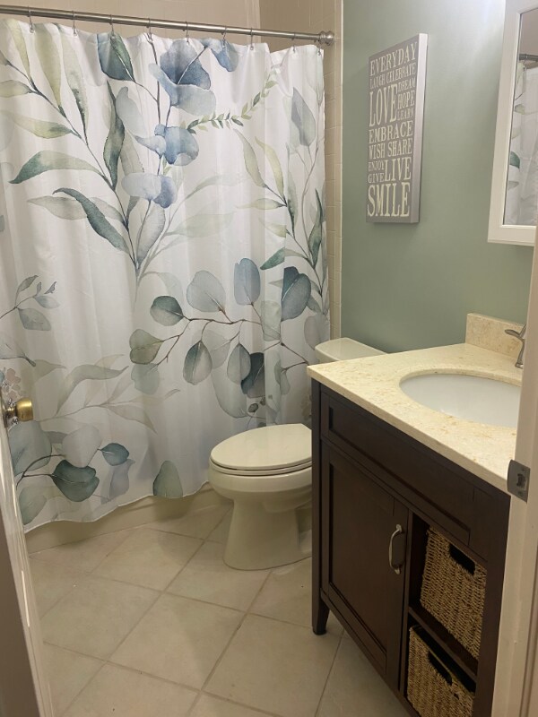 Building Photo - 621 Squire Cir