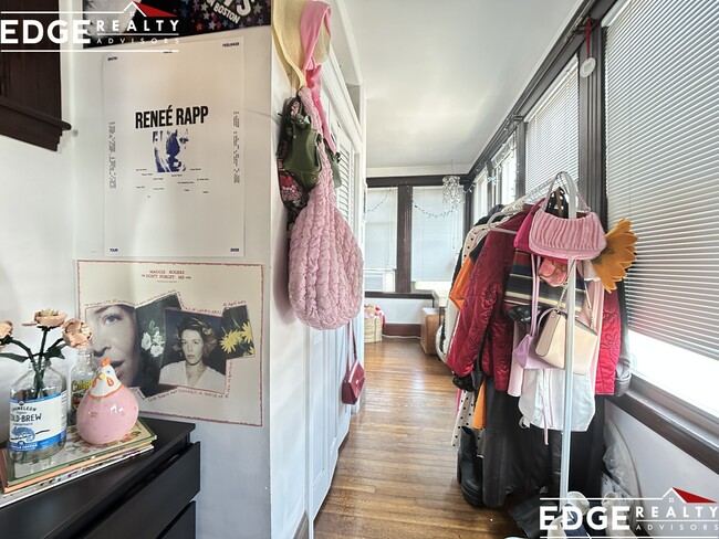 Building Photo - 346 Faneuil St