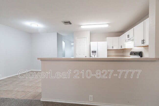 Building Photo - 3011 Pedernales Dr