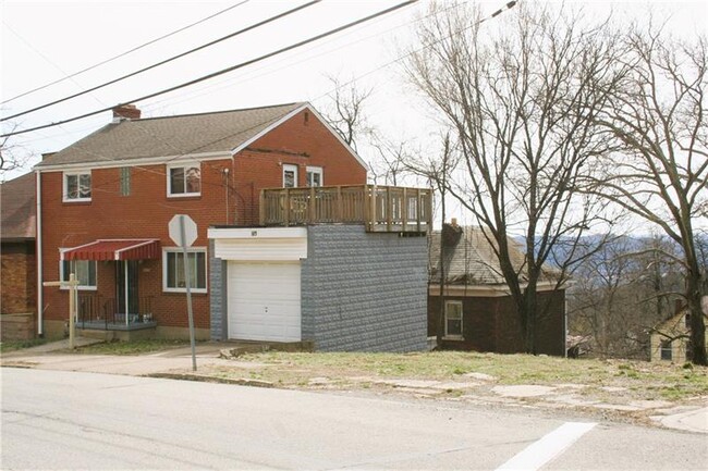 Primary Photo - 4029 Franklin Rd