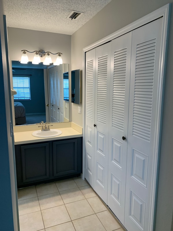 Building Photo - 340 Causeway Blvd