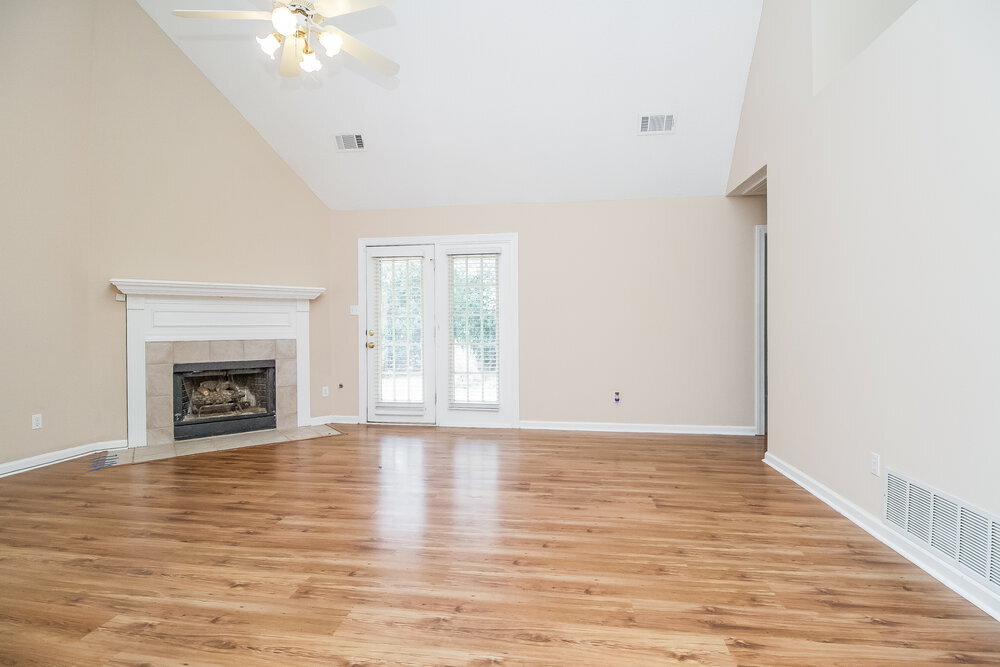 Building Photo - 9441 Club Walk Ct