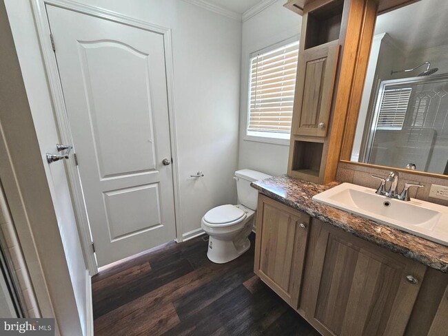 Building Photo - 86 Metz Dr