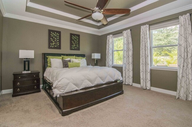 Building Photo - 4 Bed / 3 Bath Home near Macdill AFB