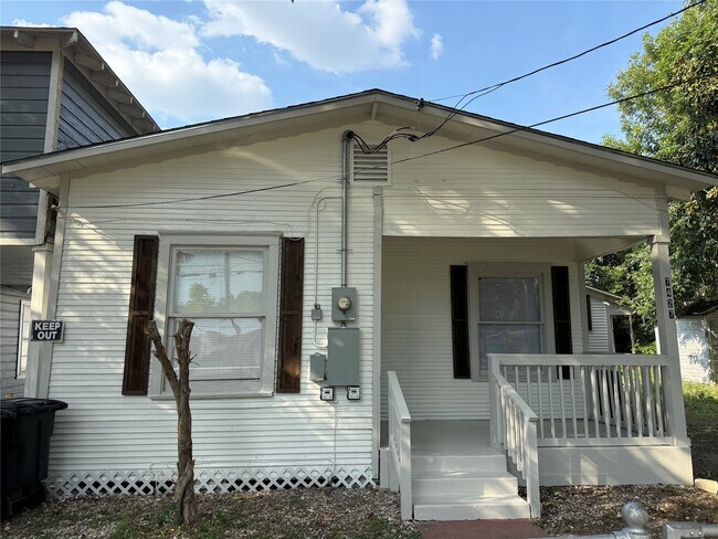 Primary Photo - 7427 Avenue I