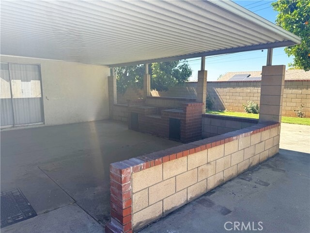 Building Photo - 623 N Rimhurst Ave