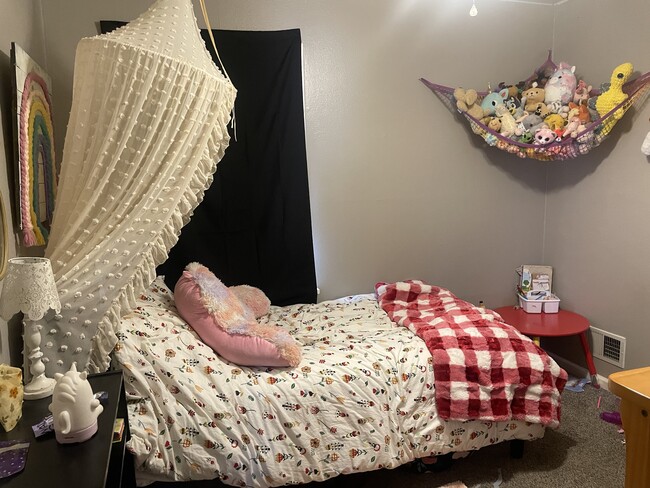 Building Photo - 374 Filmore Ave