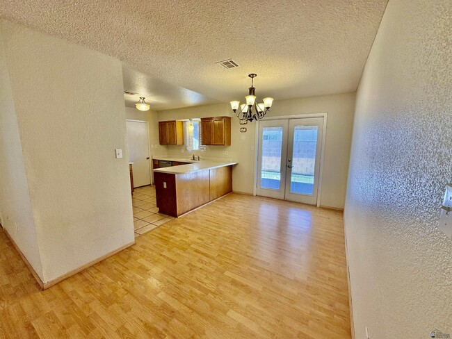 Building Photo - 2783 W 29th Ln