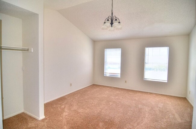 Building Photo - 9475 Olde Village Ct
