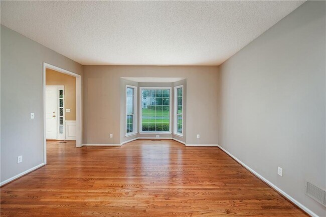 Building Photo - 3925 Barberry Ct