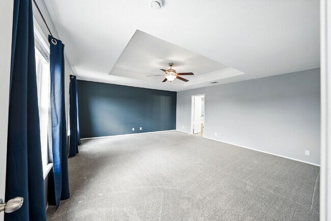 Building Photo - 12615 Scarlet Sage